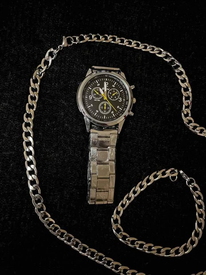 Conjunto de joyería de acero inoxidable incluye reloj carátula negra, cadena de 5 mm por 60 cm de largo, esclava de 20 cm de ancho