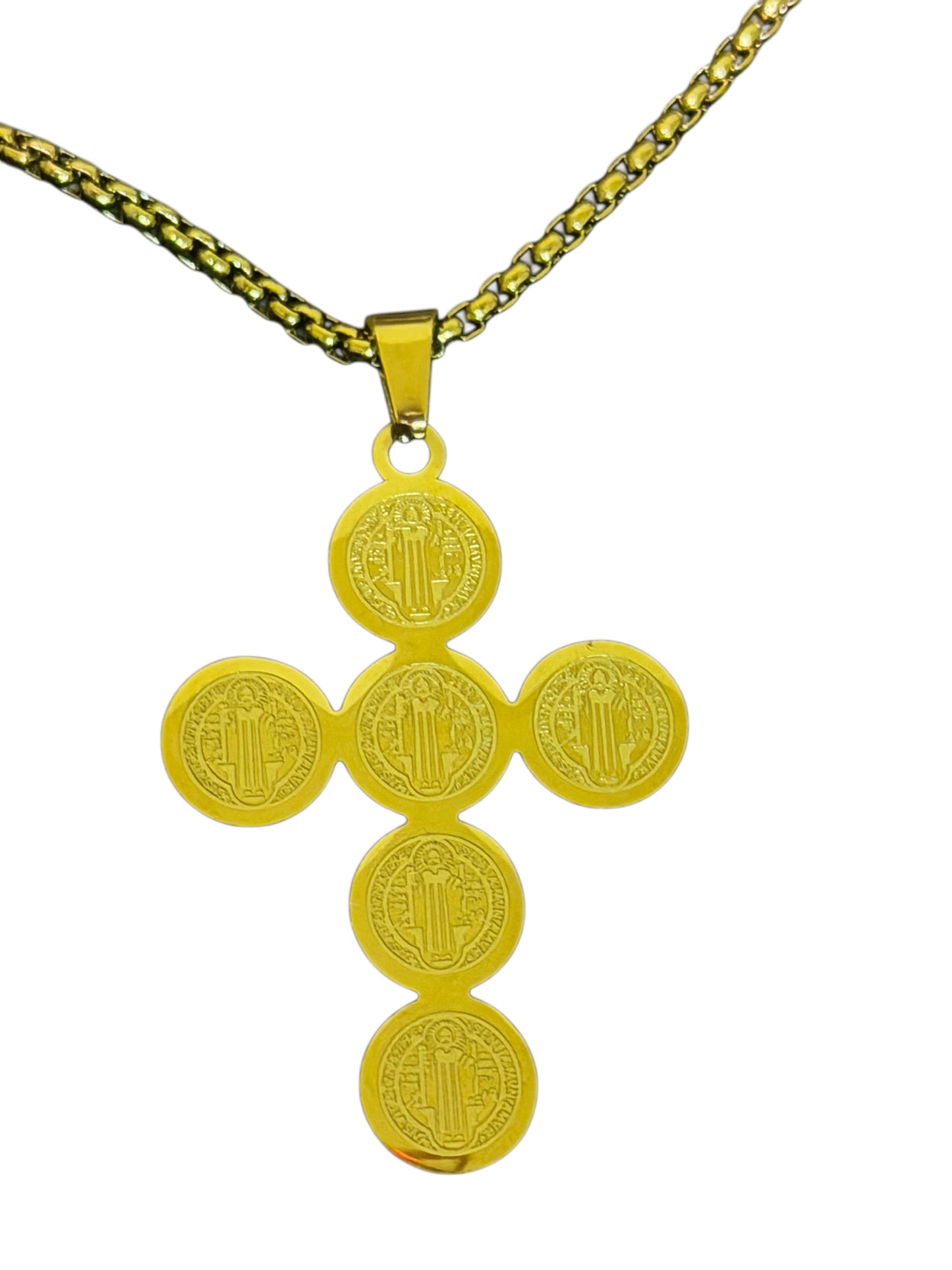 Cadena con dije de San Benito 60cm de largo, Ac. Inox. con chapa de oro 18k